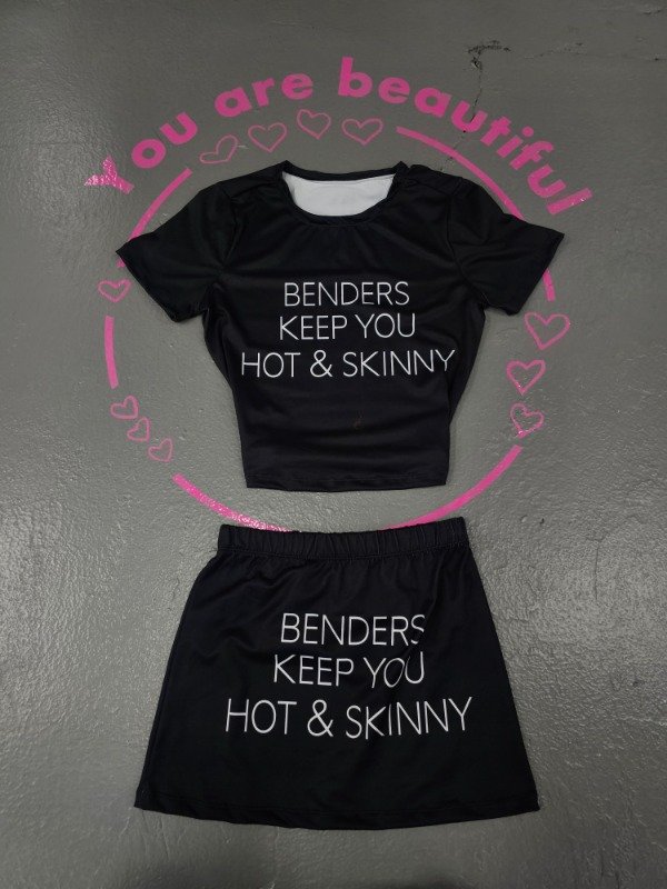 Producto - Conjunto hot con descuento