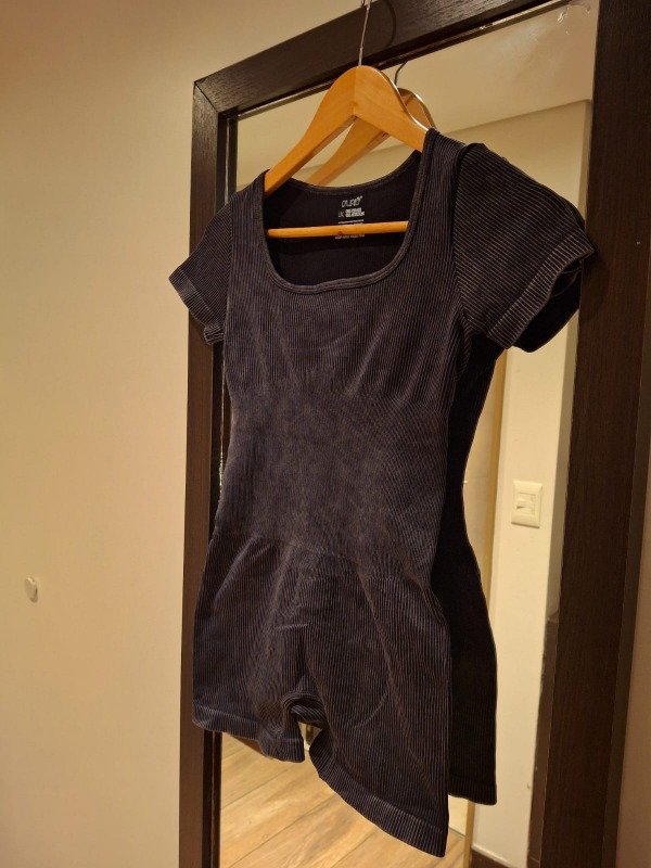 Producto - Catsuit corto negro
