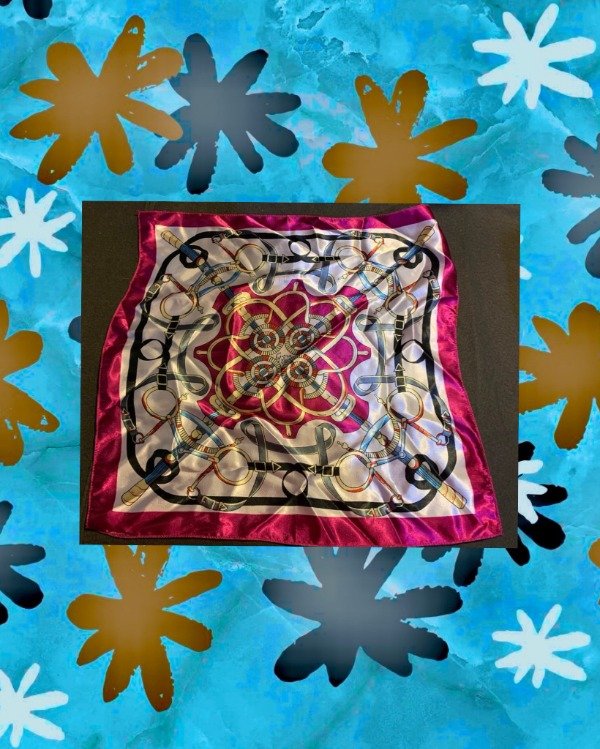 Producto - Pañuelo de seda c/diseño Espadas Rosa