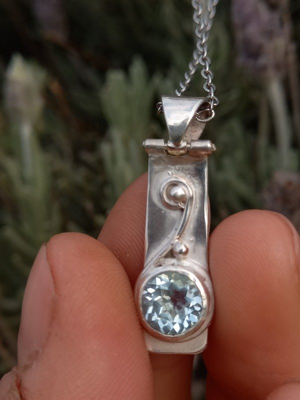 Producto - Topacio dije en plata con movimiento - 2