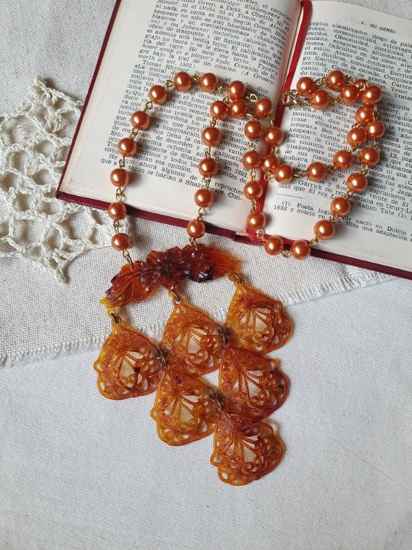 Producto - LUCERO Collar Cascada Encaje de Carey