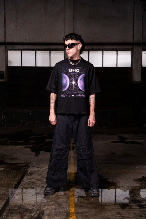 Producto - remera SATELLITES