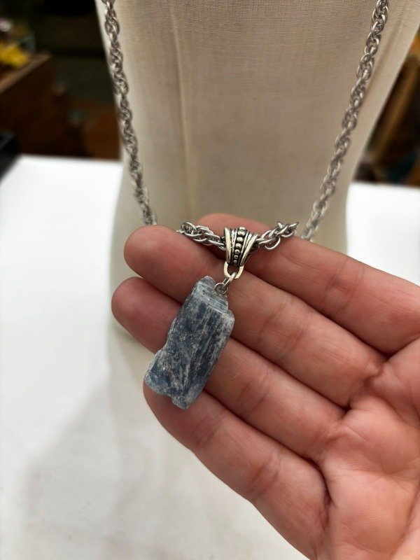 Producto - Collar con piedra