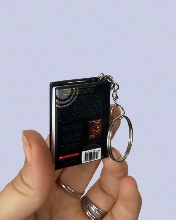 Producto - Llavero MINI LIBRO LOS JUEGOS DEL HAMBRE - Llaveros - 1