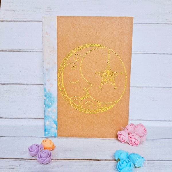 Producto - Cuaderno A5 Bordado LUNA