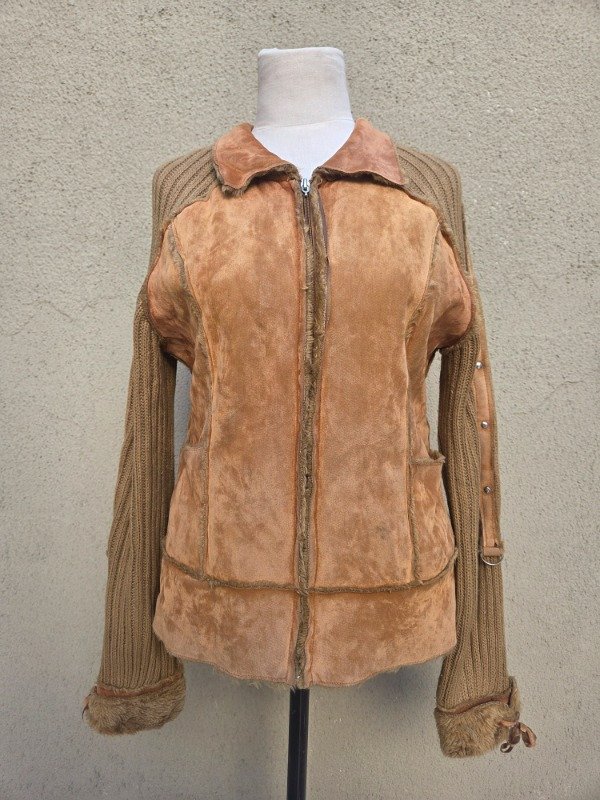 Producto - campera gamuza y lana