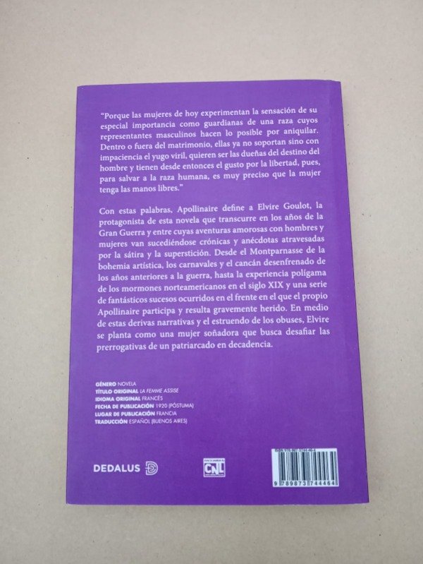 Producto - La mujer sentada - Guillaume Apollinaire - Dedalus 2020 - 1