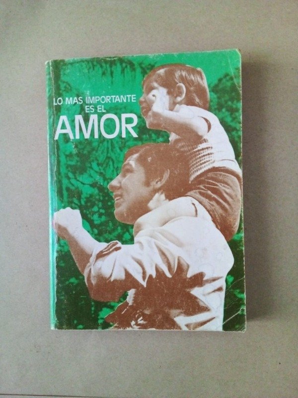 Producto - Lo más importante es el amor Nuevo Testamento viviente - Liga Bíblica 1976