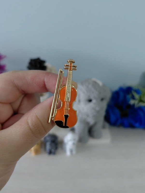 Producto - Prendedor metalizado - Instrumentos musicales (Violín)