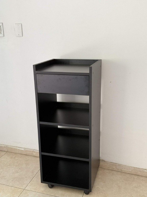 Producto - Auxiliar alta con estantes y cajón