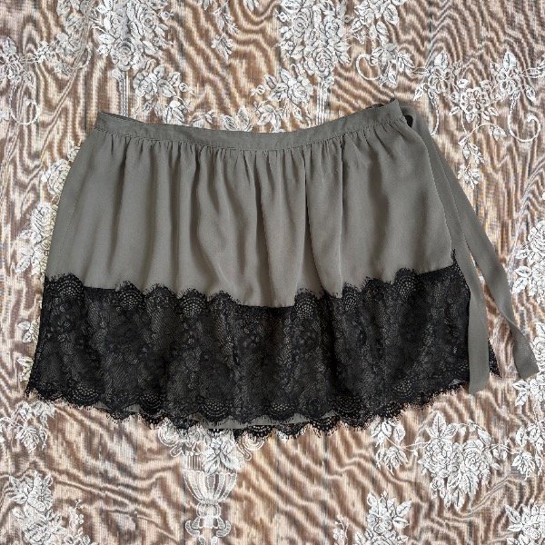 Producto - Falda Lauren Conrad Talle 44 CODIGO A