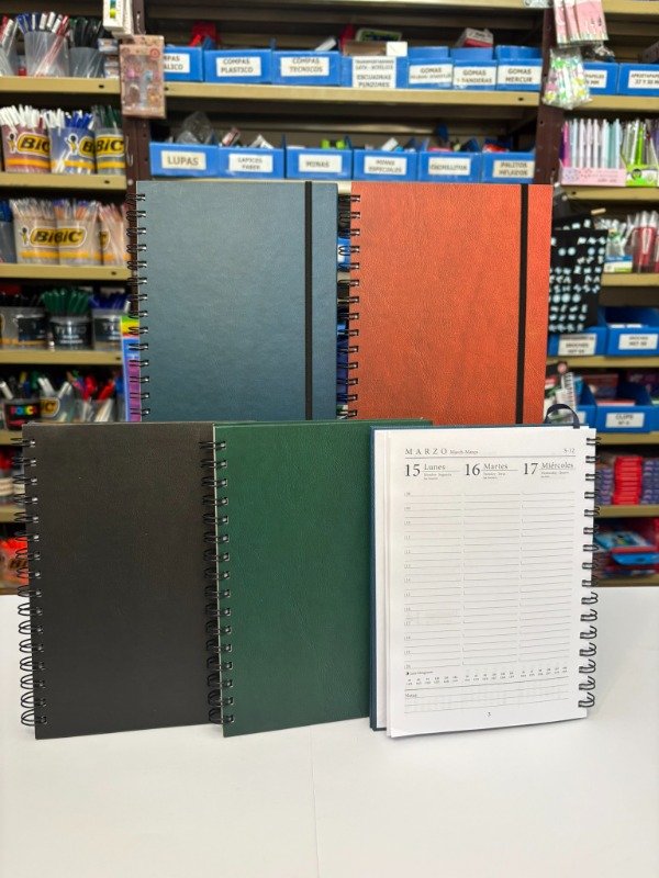 Producto - Agenda Semanal c/espiral R8 15x21cm - "Arwen"