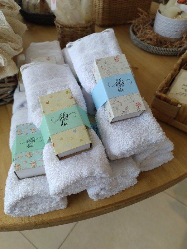 Producto - KIT TOALLITA MAS JABÓN ARTESANAL