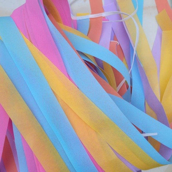 Producto - Cortina de Cintas de Friselina Modelo Multicolor Pastel 1,50x1,50 alto