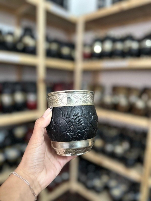 Producto - imperial roma premium base completa cincelada cuero repujado color negro