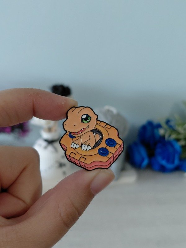 Producto - Pin metalizado - Digimon #1694