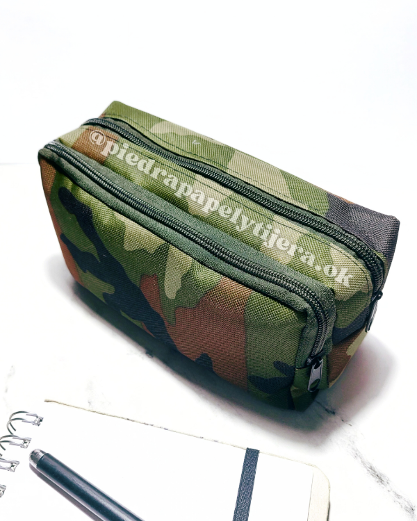 Producto - Cartuchera doble cierre camuflada