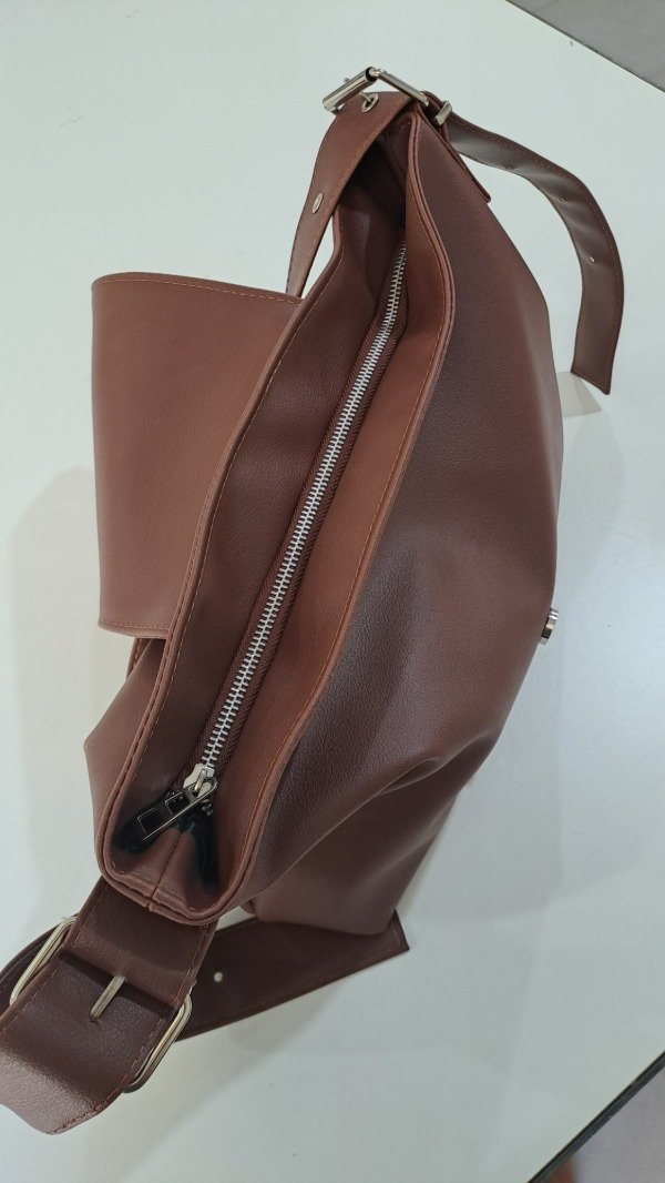 Producto - Cartera solapa MOCHA - PREVENTA - 5