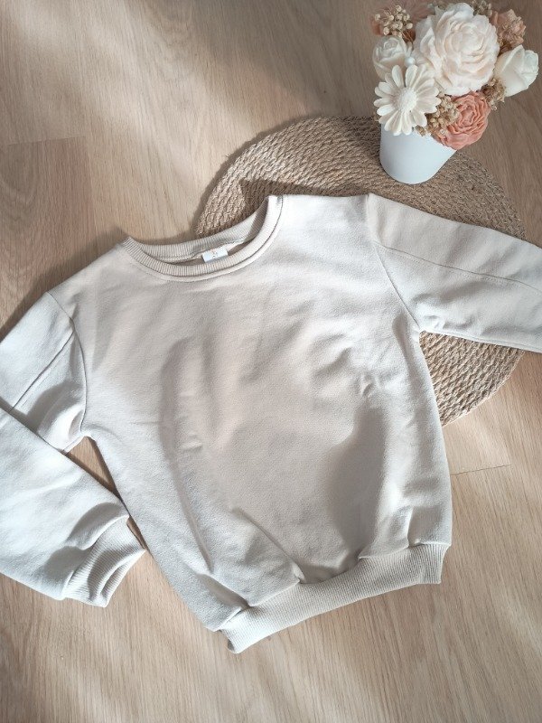 Producto - Buzo Clásico Beige