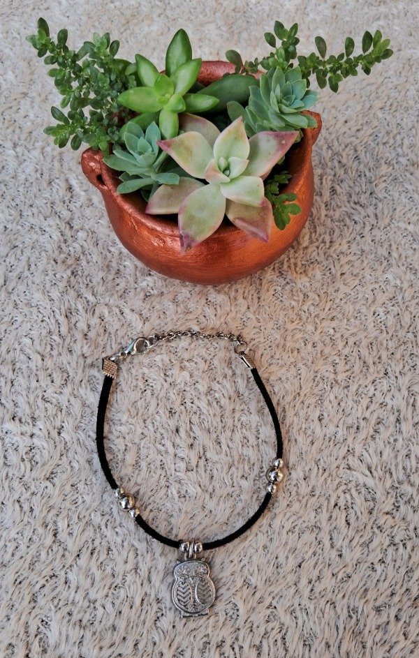 Producto - Pulsera cordón gamuzado Negro-Dije Búho