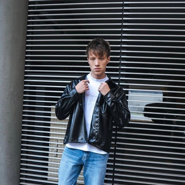 Producto - Chaqueta engomada