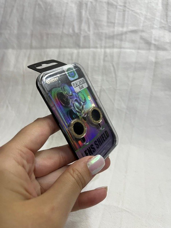 Producto - Iph 14 y iph 14 plus protector de camara brillo dorado