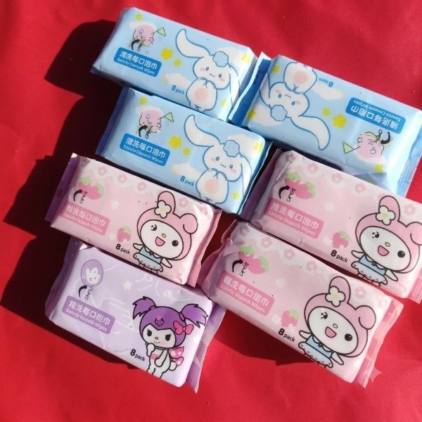 Producto - OJ93 TOALLITAS HUMEDAS CON DISEÑO KUROMI SANRIO X1 ( 8PIEZAS)