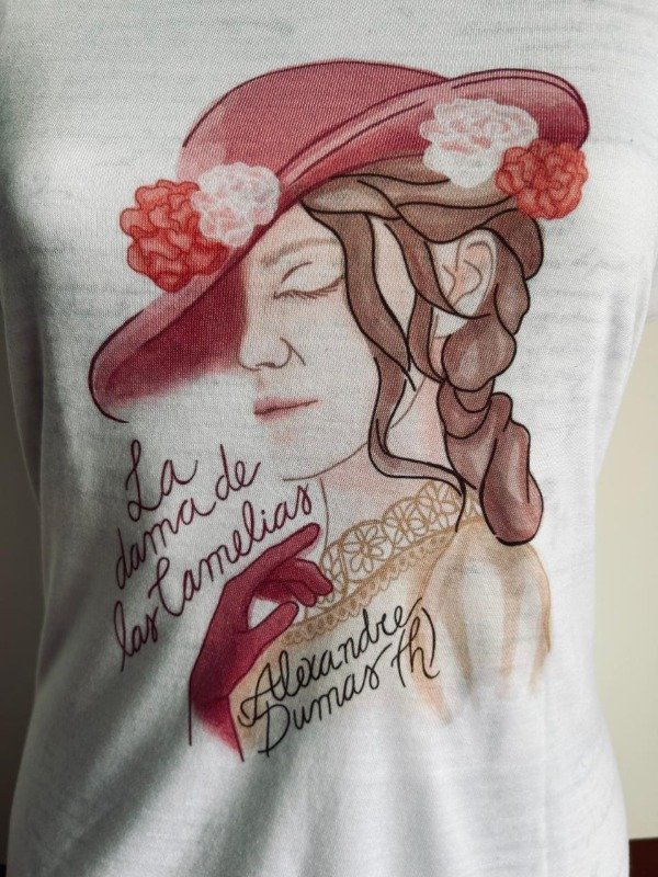 Producto - Remera/ La dama de las camelias - Dama Blanco