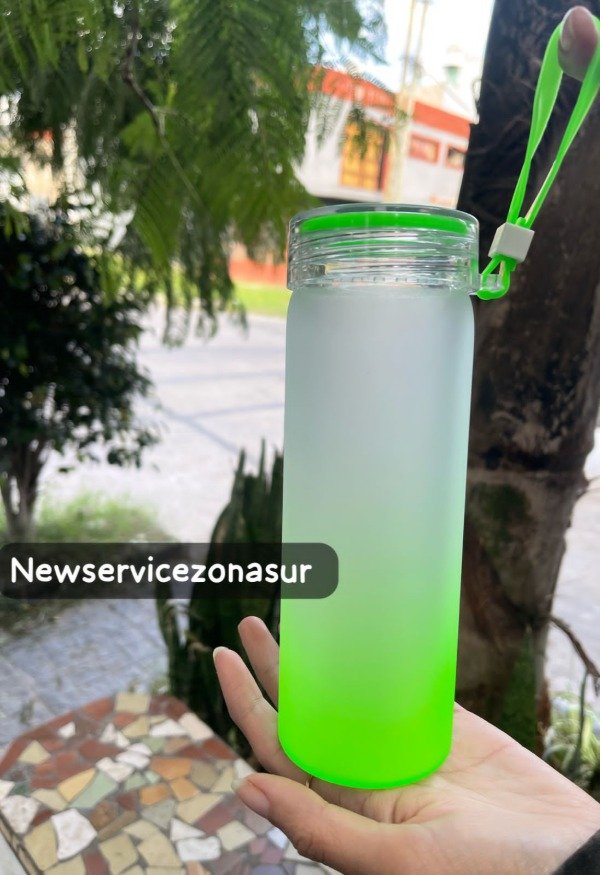 Producto - BOTELLA ESMERILADA VERDE