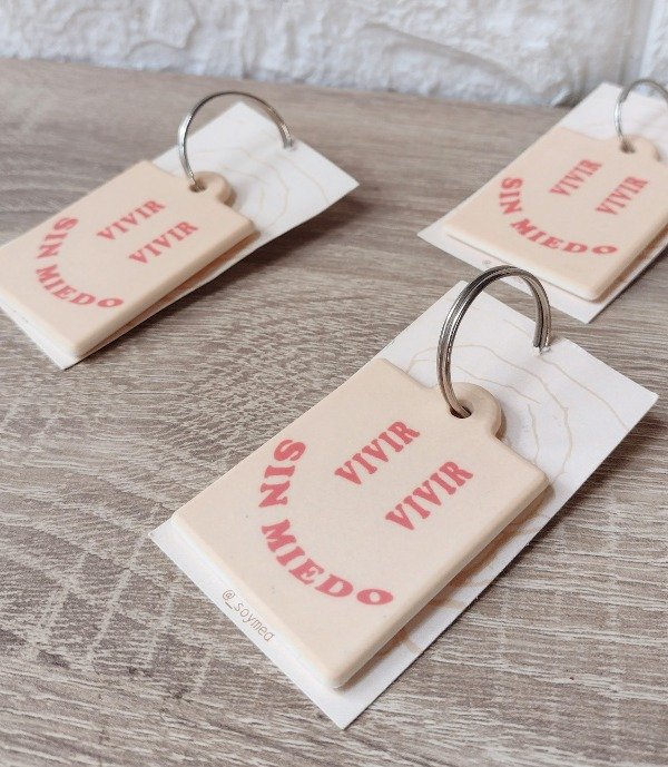 Producto - LLAVERO - VIVIR