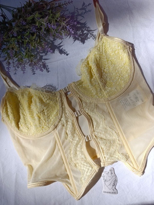 Producto - Corset MORGAN CON ARO VAINILLA