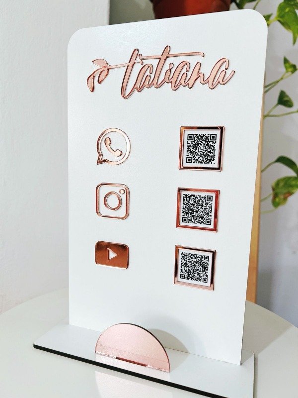 Producto - Qr detalles en acrílico espejo