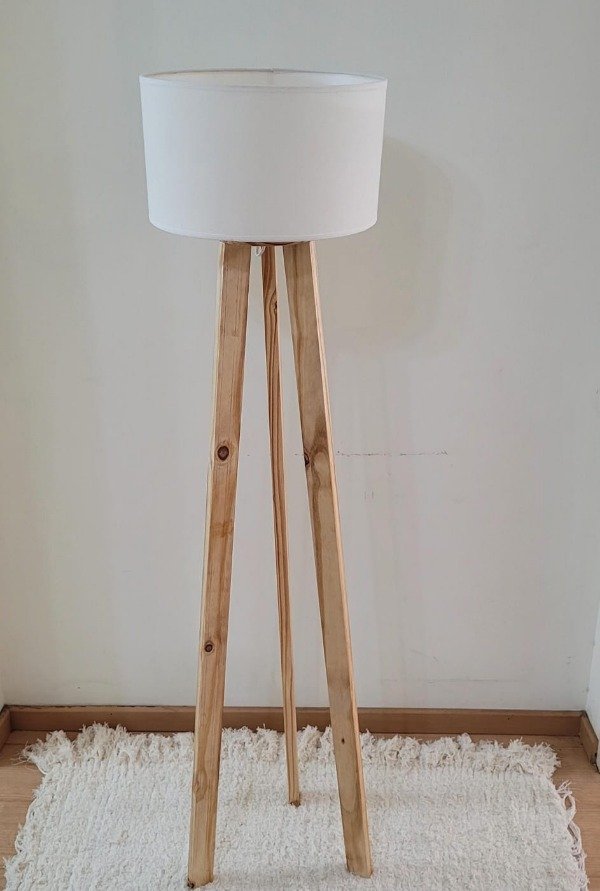 Producto - LAMPARA NORDICA DE PIE NATURAL 142X40 CM