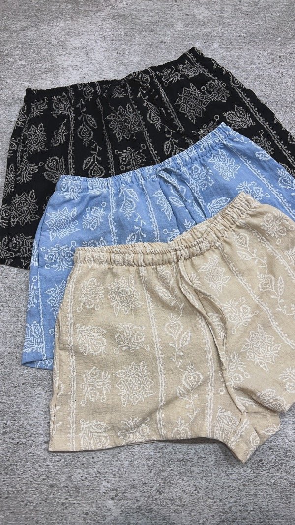 Short lino bordado