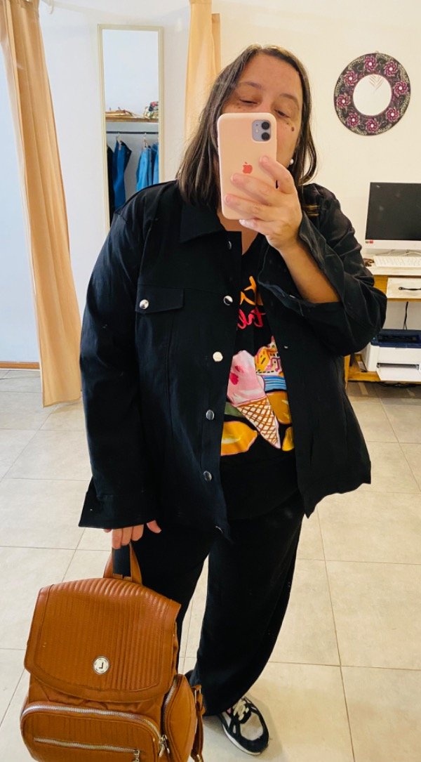 Producto - Campera black gabardina elastizada