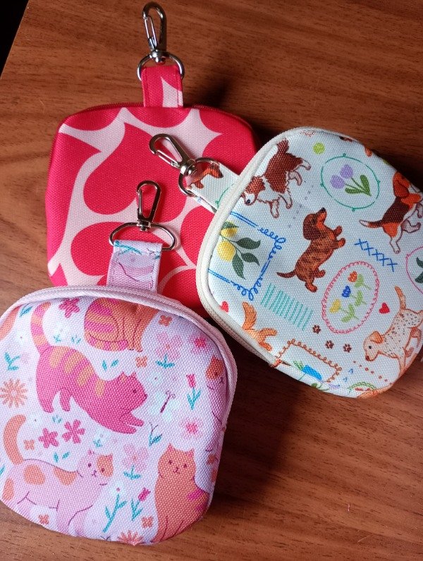 Producto - Monedero para colgar en bolsos y mochilas - 0