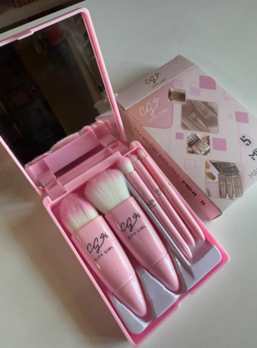 Producto - Brochas mas estuche con espejo