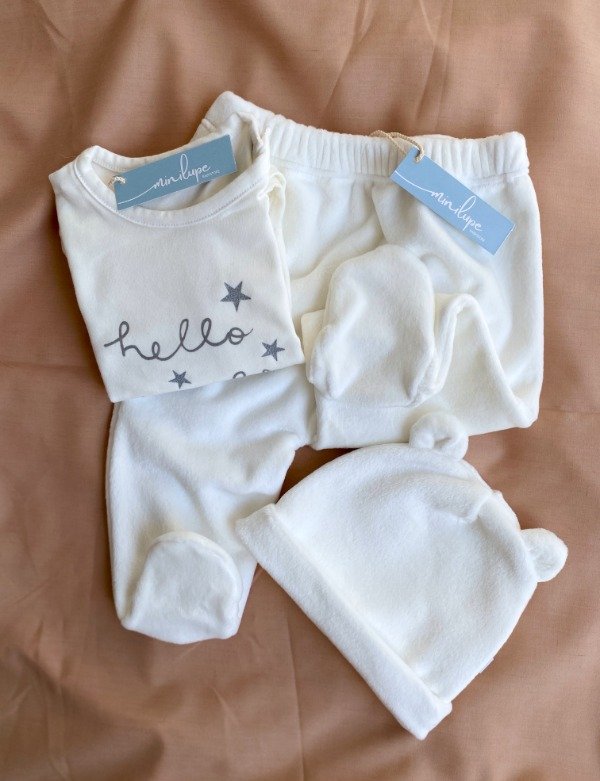Producto - AJUAR BODY + RANITA + GORRO PLUSH HELLO WORLD