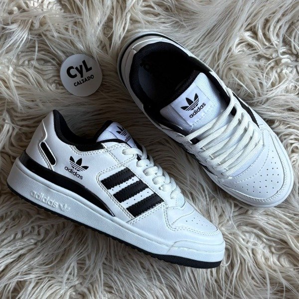 Producto - Adidas Forum Clásicas