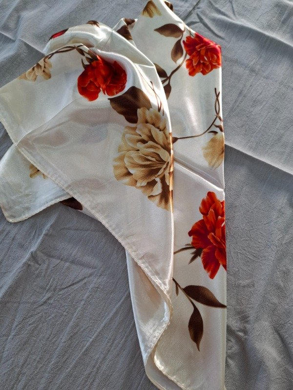 Producto - Pañuelo doré