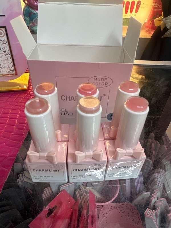 Producto - Esmalte charm limit aprobados x6 via lactea letra c