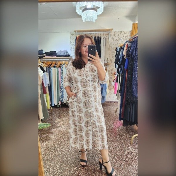 Producto - VESTIDO CAMISERO LARGO