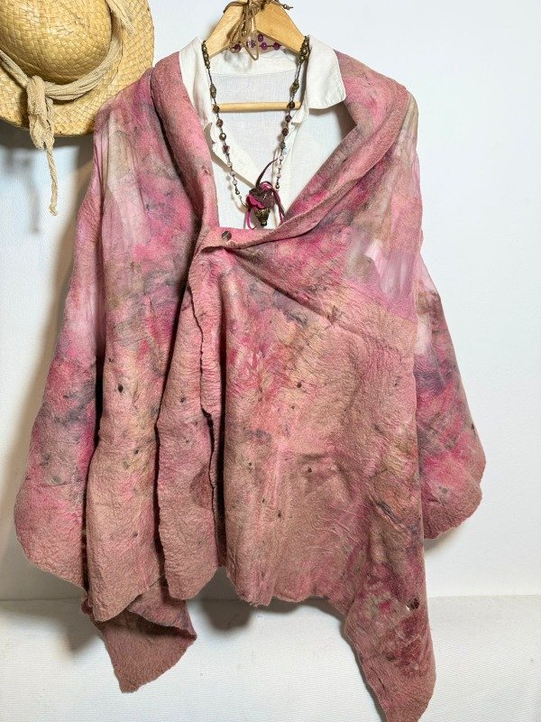 Producto - Pashmina ECOPRINT fieltro y seda natural MAGENTA