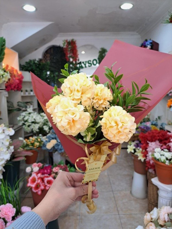 Producto - RAMO DE HORTENCIAS CON FOLLAJE