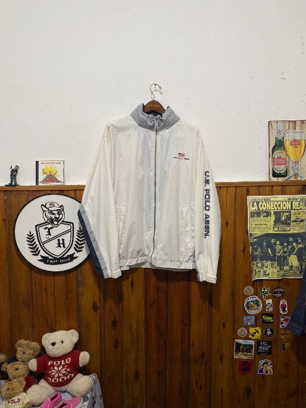 Producto - POLO ASSN JACKET SPELL OUT (XL)