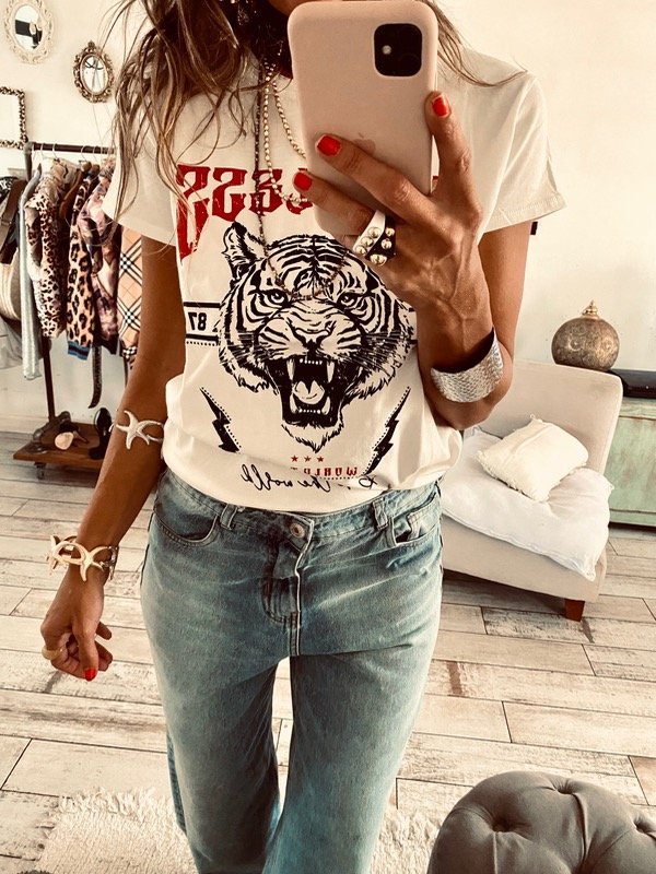 Producto - Remera world blanca