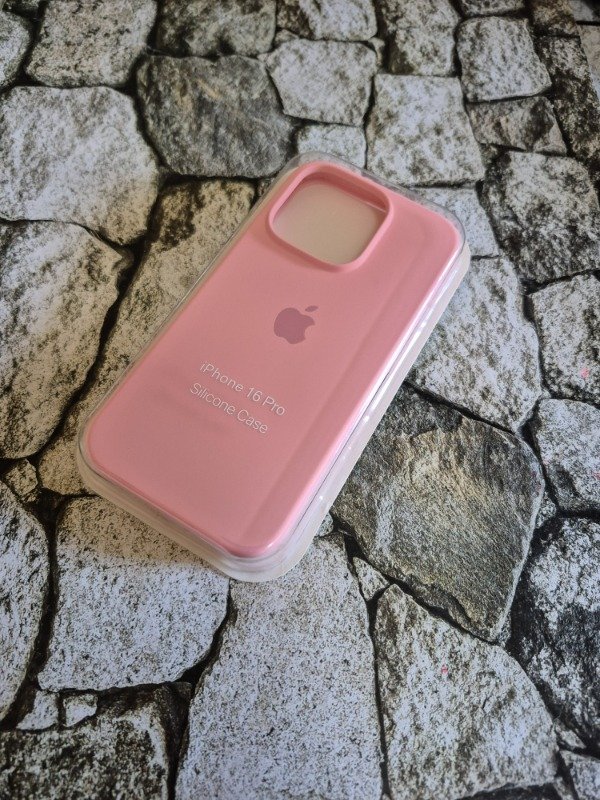 Producto - Funda silicone case logo Iphone 16 Pro rosa