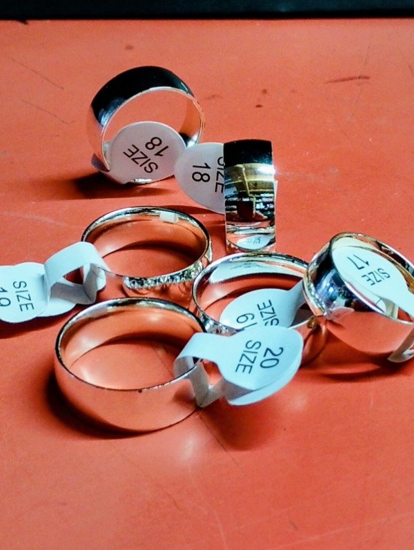 Producto - Anillos acero blanco x 6.Medidas surtidas
