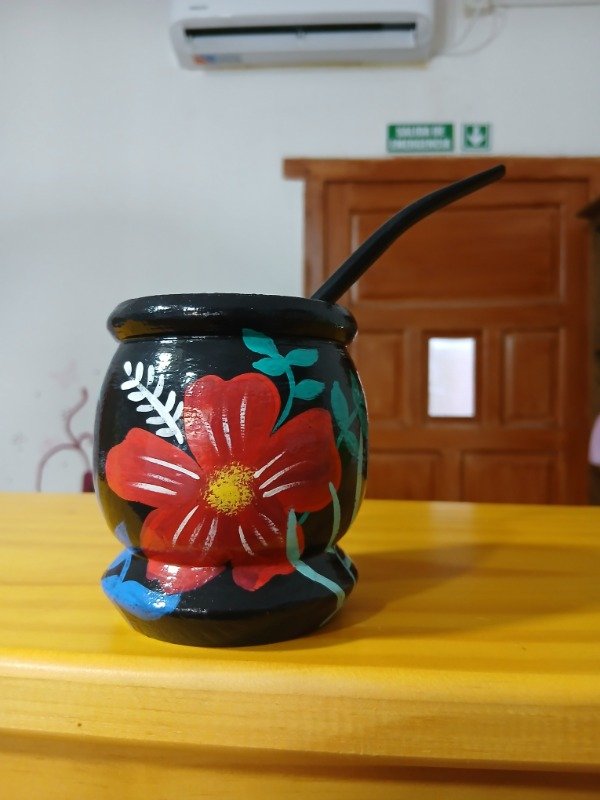 Producto - Mate "HELECHO"