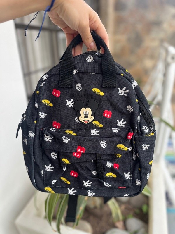 Mochi mickey black